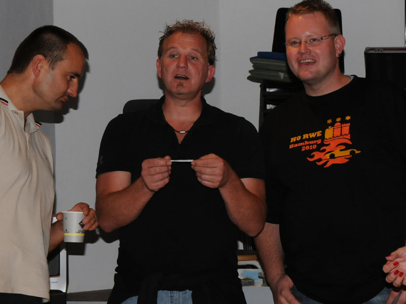 [Bild: master2011_dieter_800.jpg]